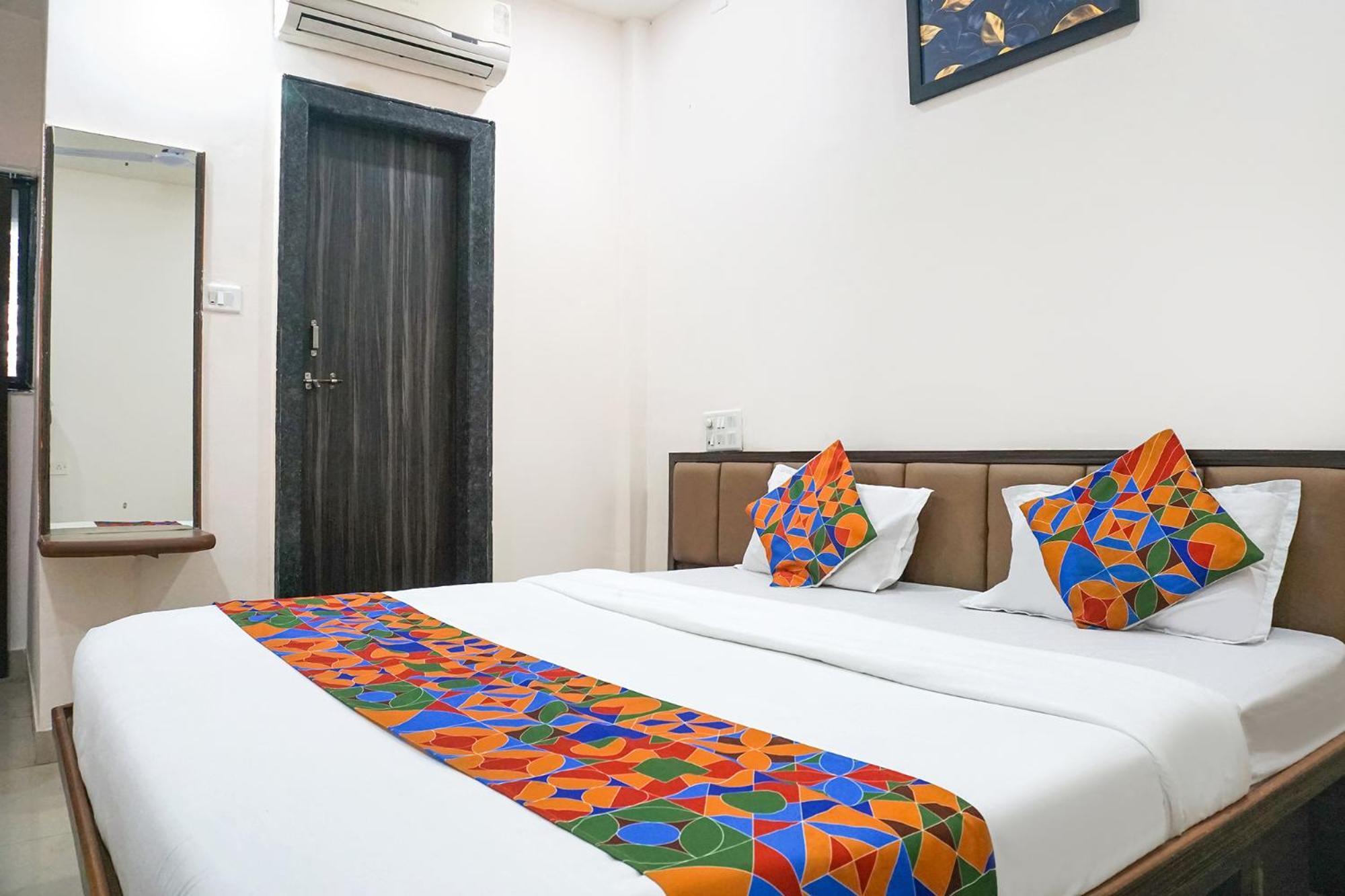 Fabhotel Rachana Residency - Nr Shivaji Nagar Metro Station Pune Exterior photo